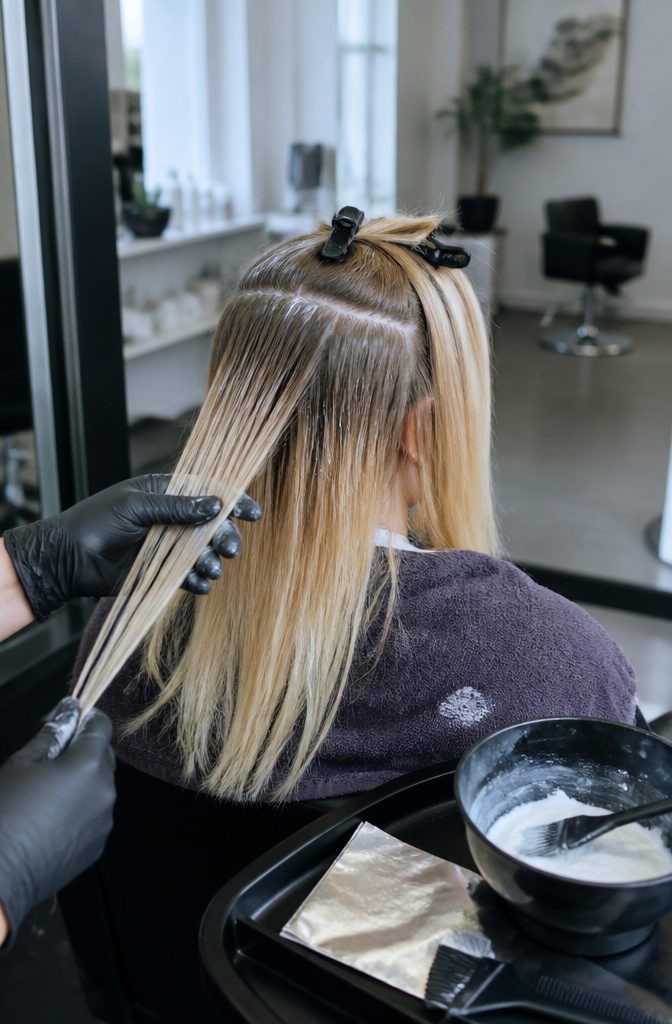 Hair with level 7 roots level 9 mid-lengths and pale ends